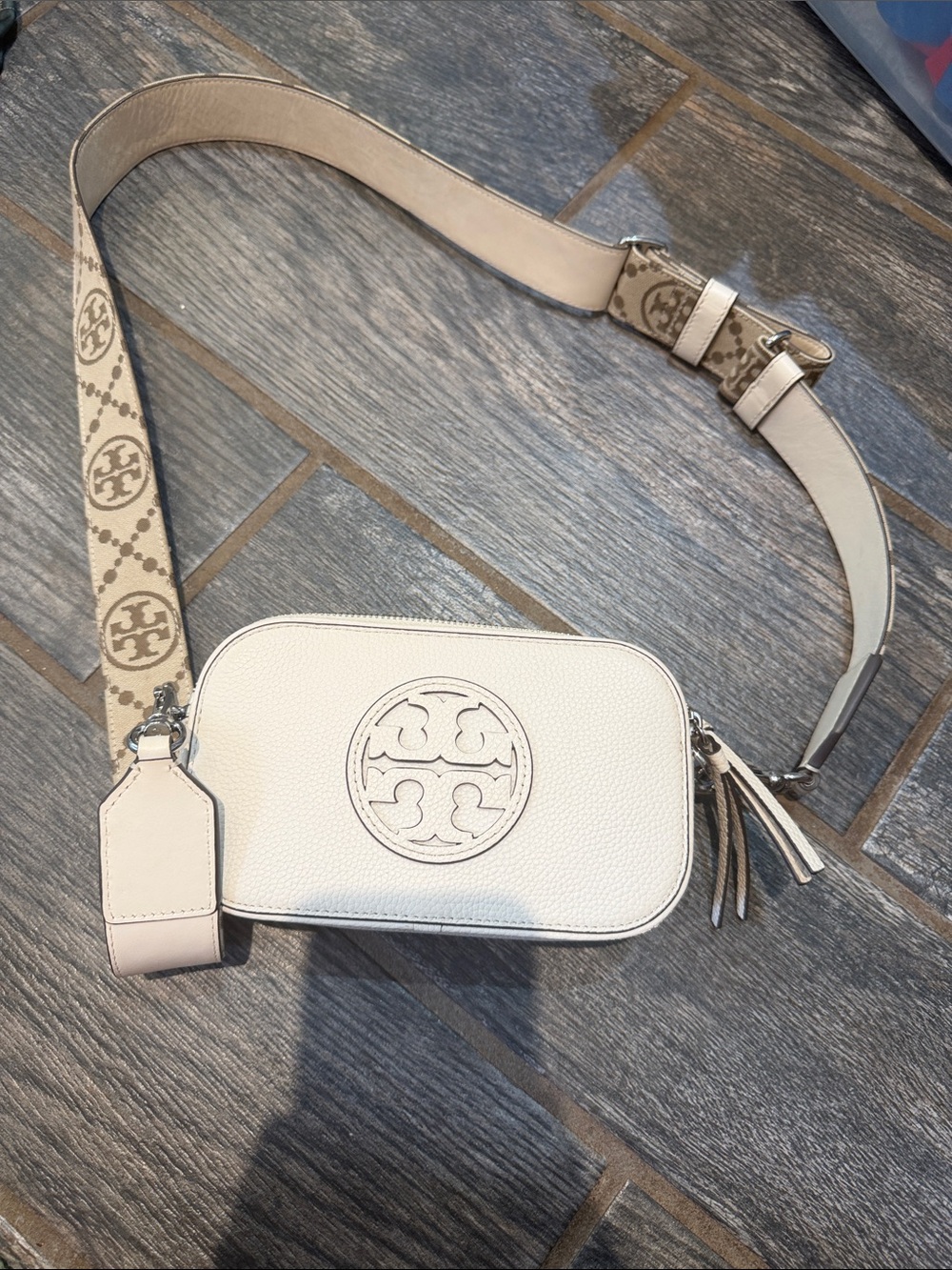 Tory Burch Cream Pebbled Leather Camera Crossbody with Logo Strap